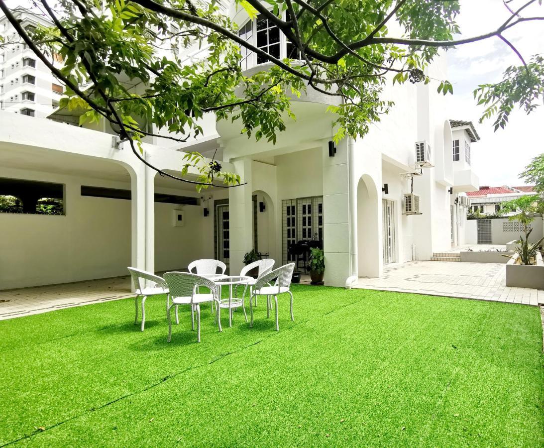 527 Beachhouse L 5 Bedroom With Swimming Pool - 3Min Walk To The Beach Tanjung Bungah  Exterior foto